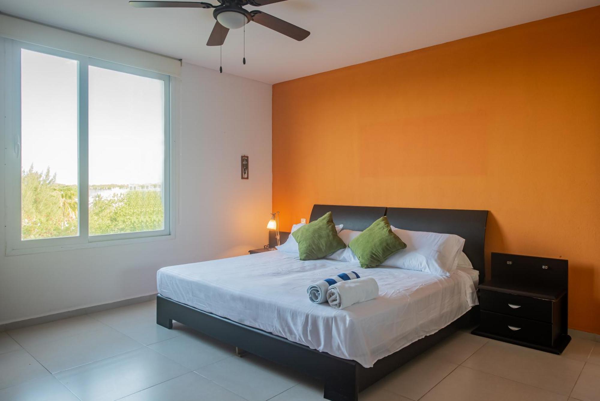 New Beachfront Luxury Apartments Cancún Esterno foto