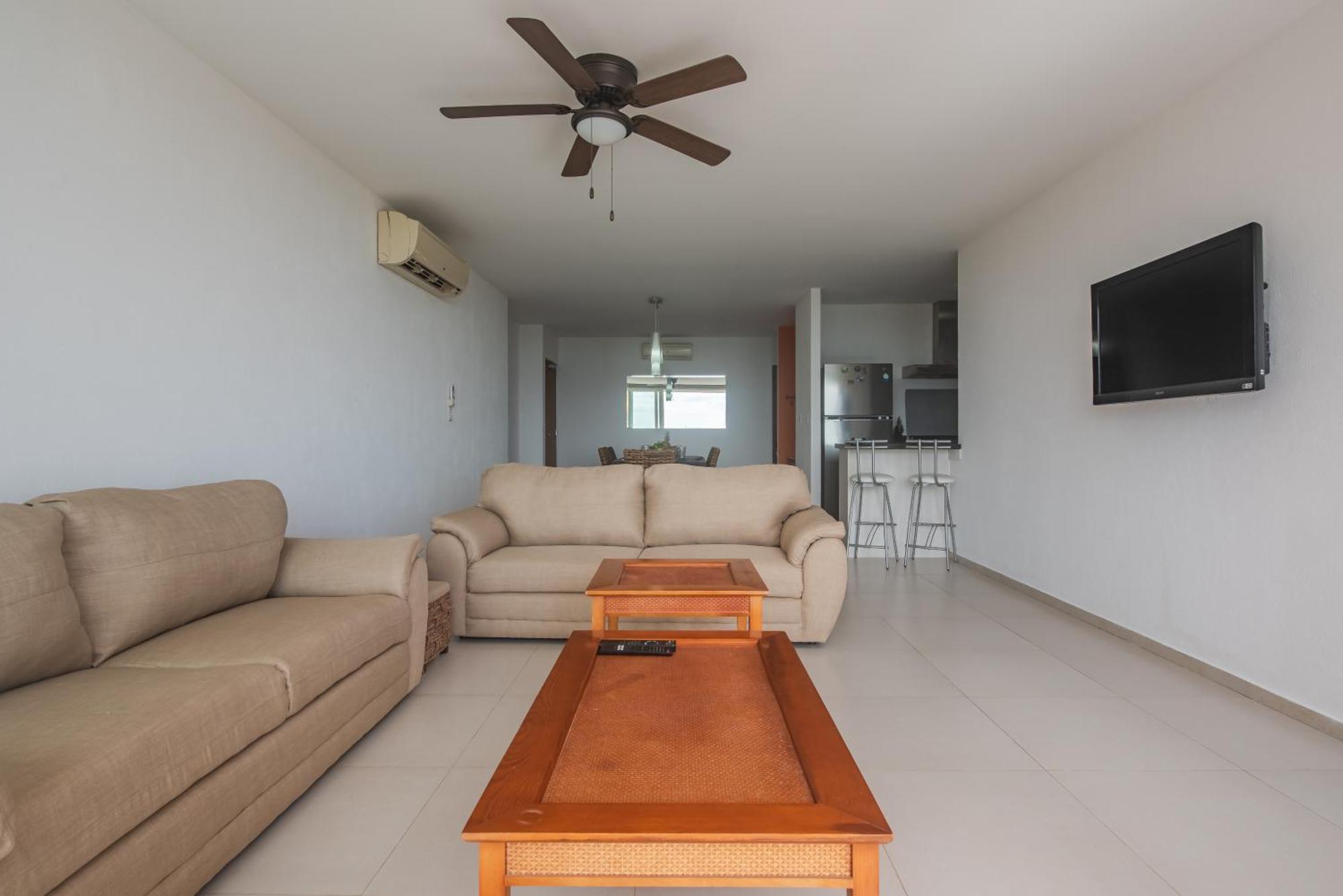 New Beachfront Luxury Apartments Cancún Esterno foto