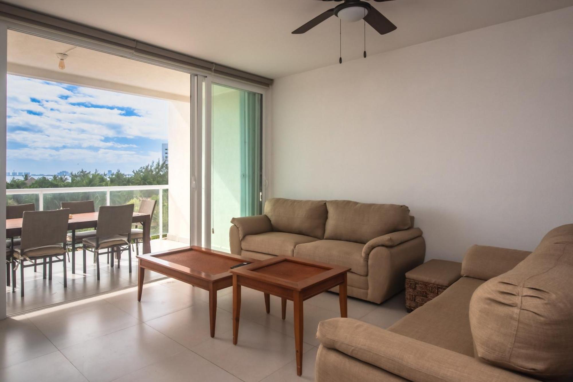 New Beachfront Luxury Apartments Cancún Esterno foto