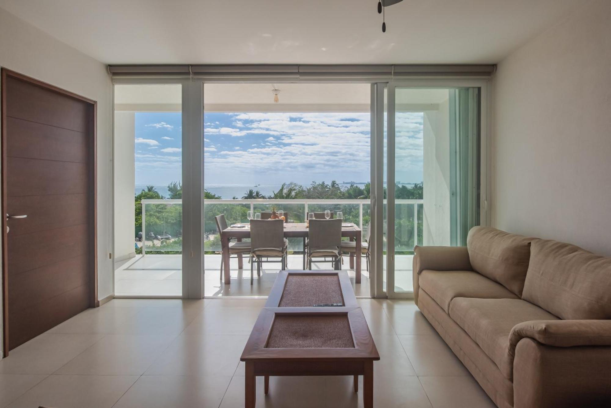 New Beachfront Luxury Apartments Cancún Esterno foto